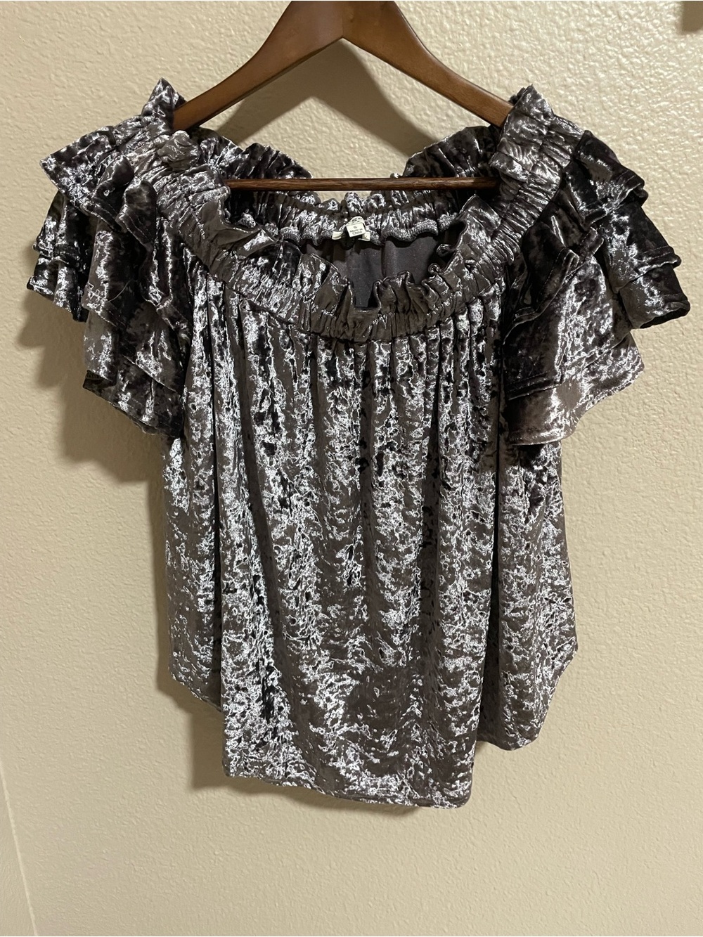 Velvet Ruffle Off-Shoulder Top - Silver Gray